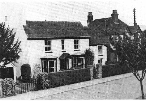 oldhouse.JPG (37338 bytes)